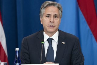 Le chef de la diplomatie américaine, Antony Blinken, s'est inquiété la semaine dernière de l'absence d'accès à Evan Gershkovich, assurant faire pression "pratiquement tous les jours" pour y remédier.